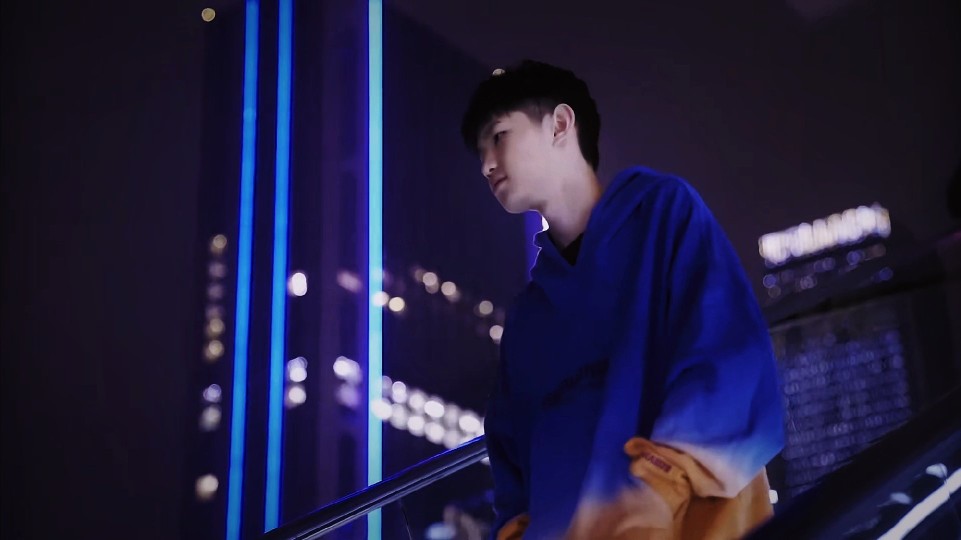 别并不等于 别并不等于